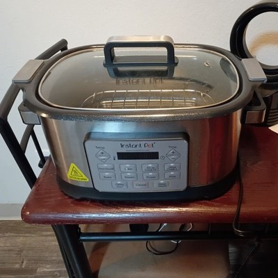 Instant Pot Gem Multi Cooker 6 Qt 8-in-1 Slow Cooker Gem 65V2 1500W ''USED TWICE''
