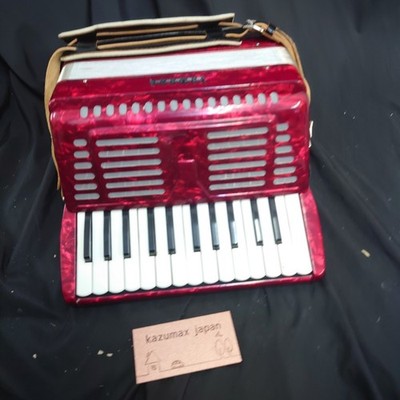 Yamaha Accordion Ya-12 Red 25 Keyboard 12 Bass Red With Soft Case
