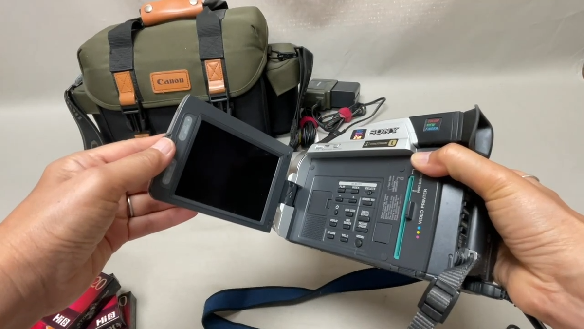 Sony Handycam DCR-TRV820 Digital-8 Camcorder for sale online | eBay