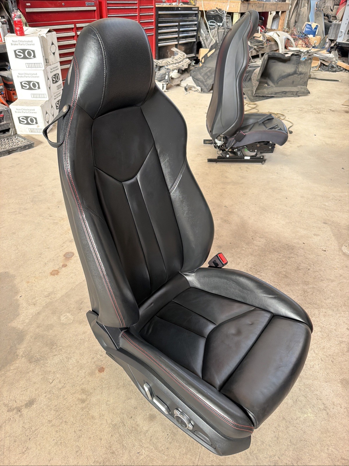Audi R8 2017 Right Seat Black