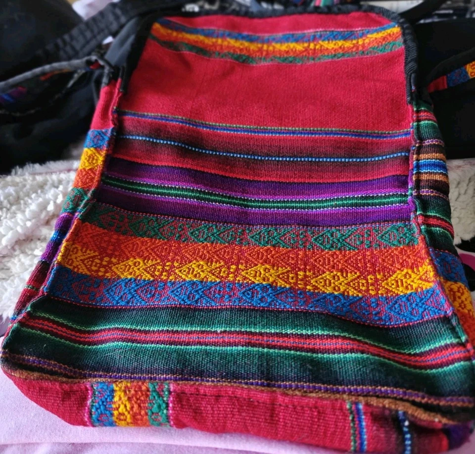 Vintage Latin American Handwoven Crossbody Purse - Image 3 of 4
