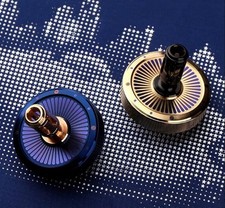 Titanium Hand Twisting Spinning Top Ceramic Bead Desktop Fidget Spinner Toy