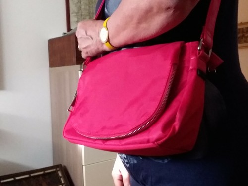 Borsa Carpisa rossa nuova senza etichette a tracolla regolabile | eBay