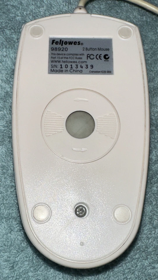 Fellowes 2-Button Mouse - White,  #98920 - Image 4 of 4