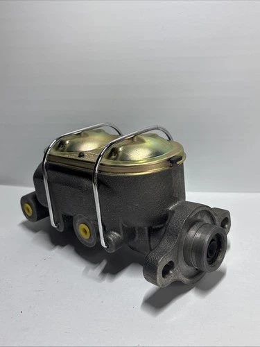 GM Cast Iron Universal Corvette Style Dual Reservoir Master Cylinder 1” Bore