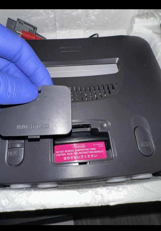 Nintendo 64 N64 Console Complete in Box Great Shape Region Free! - Image 3 of 4