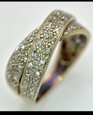 9k Gold Crossover Band Ring Round White Diamond Stone, Size L 1/2 3.4g