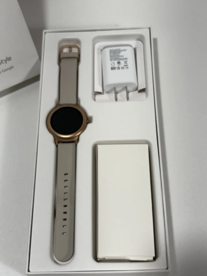LG Warch Estilo LGW270 Titanio Inteligente con Android Wear Oro Rosa COMO NUEVO Foto 2 de 4