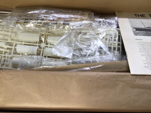 ENTEX #8509 - THE LATE GREAT TITANIC - MODEL KIT 1/350 SCALE - VINTAGE 70's - Picture 7 of 12