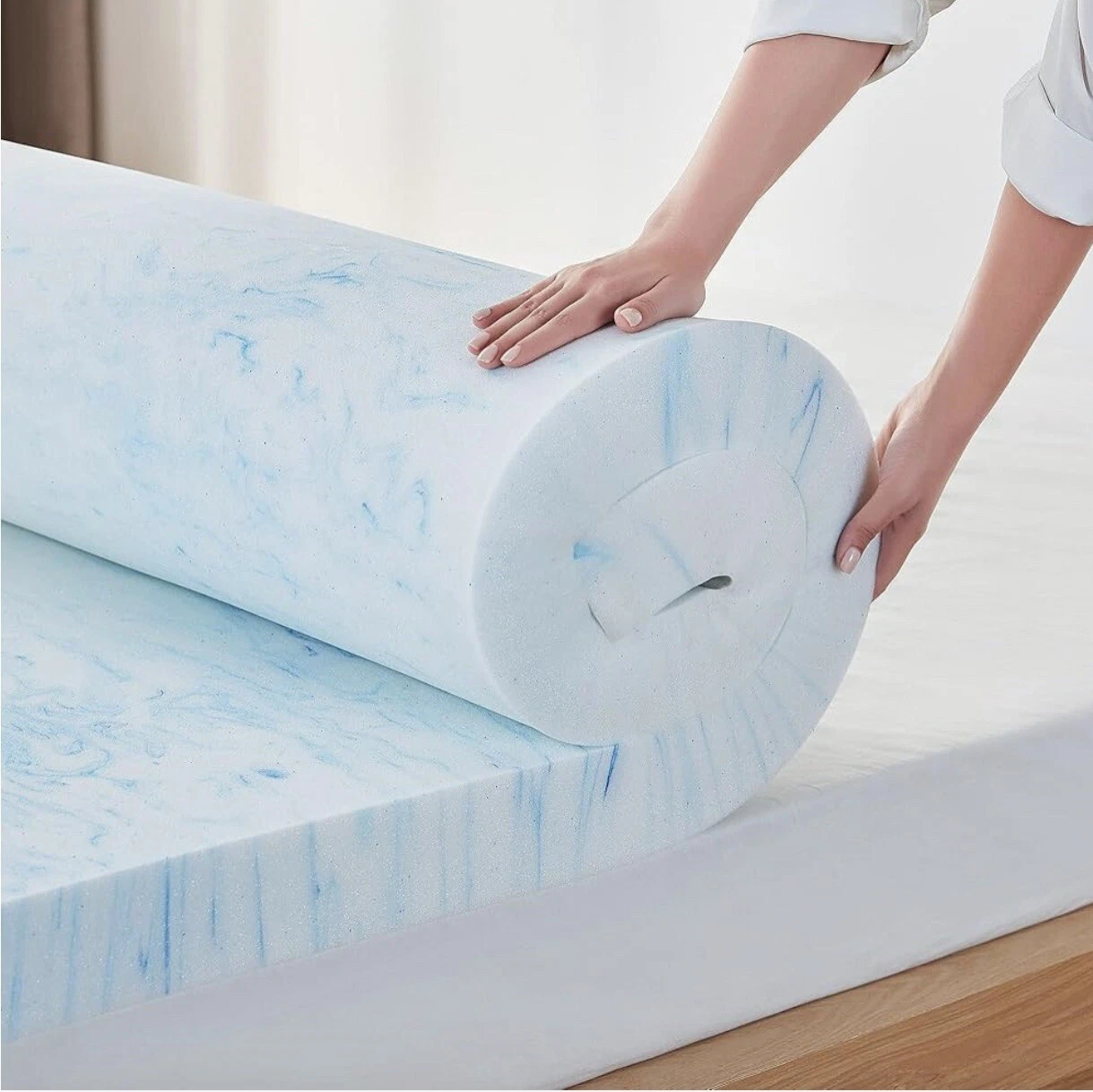 LINSY LIVING 3 Inch Mattress Topper Twin, Cooling Gel Infused Swirl Memory