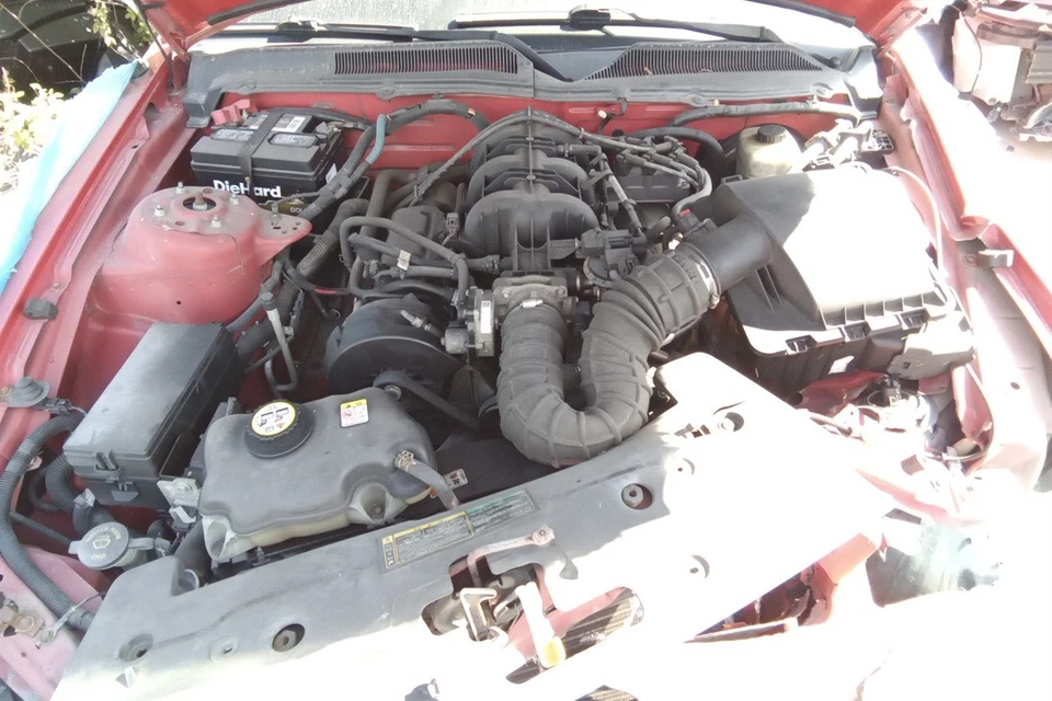 Ford Mustang 2005 motor de 4,0 L SOHC fabricante original 69 k millas (LKQ ~ 438896722) Foto 3 de 4