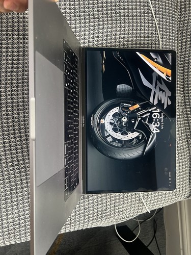 Apple MacBook Pro 2018 15" A1990 i7-8750H 16GB RAM256GB NVMe read description - Picture 6 of 20