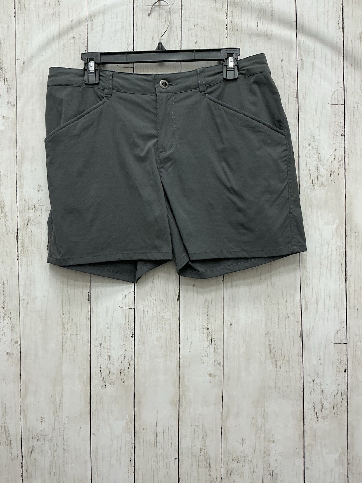 Patagonia Gray Shorts With Pockets Size 10 0430-23