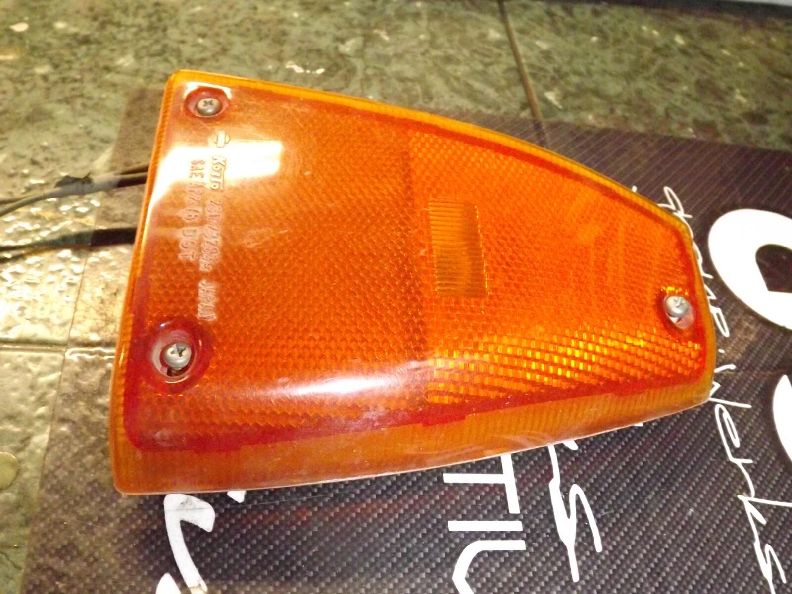 8082 Nissan Datsun B310 front corner marker light lens housing FR 230