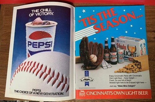 Major League Baseball Scorecards And Yearbooks Each Sold Separately - Picture 258 of 306