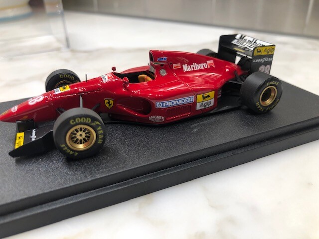 完成品 Ferrari 412T1 - 1/43 BBR MET19 完成品 Ferrari 412T1 - 1/43