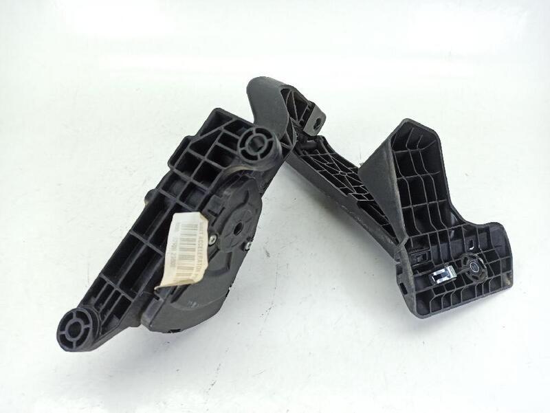 327272S000 accelerator pedal for KIA SPORTAGE III (SL) 1.7