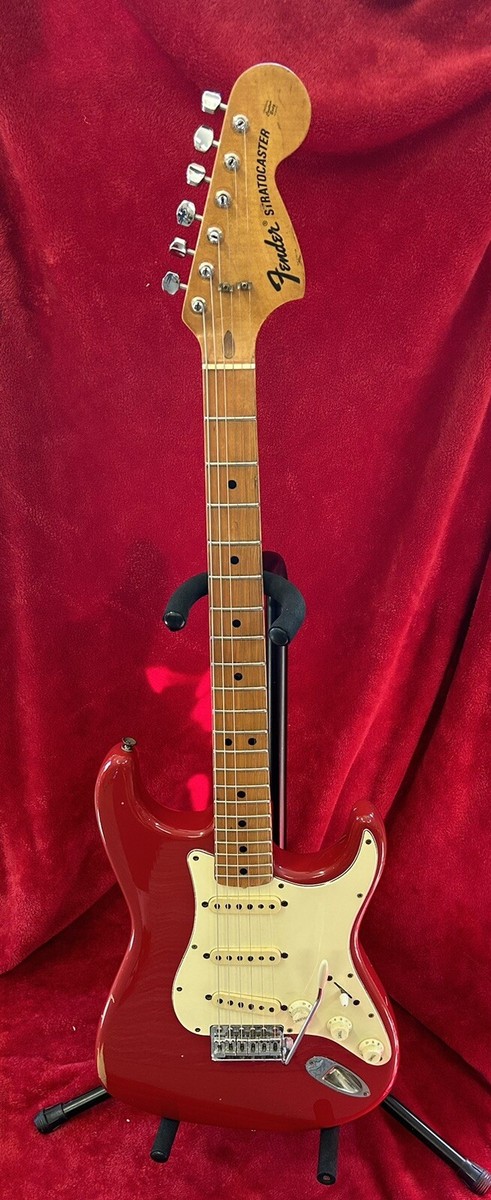 fender　stratocaster Vintage 1971 Fender 4 Bolt Stratocaster Electric Guitar