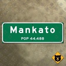 Mankato Minnesota city limit highway road sign 2000 marker boundary 21x7