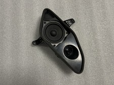 BMW X5 G05 QUARTER PANEL LEFT SUPPORT BRACKET & SPEAKERS 2622517 6809632 #134