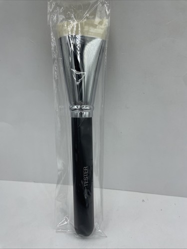 Christian Dior Backstage Contour Brush #15 Brand New Tester SEALED - Picture 2 of 2