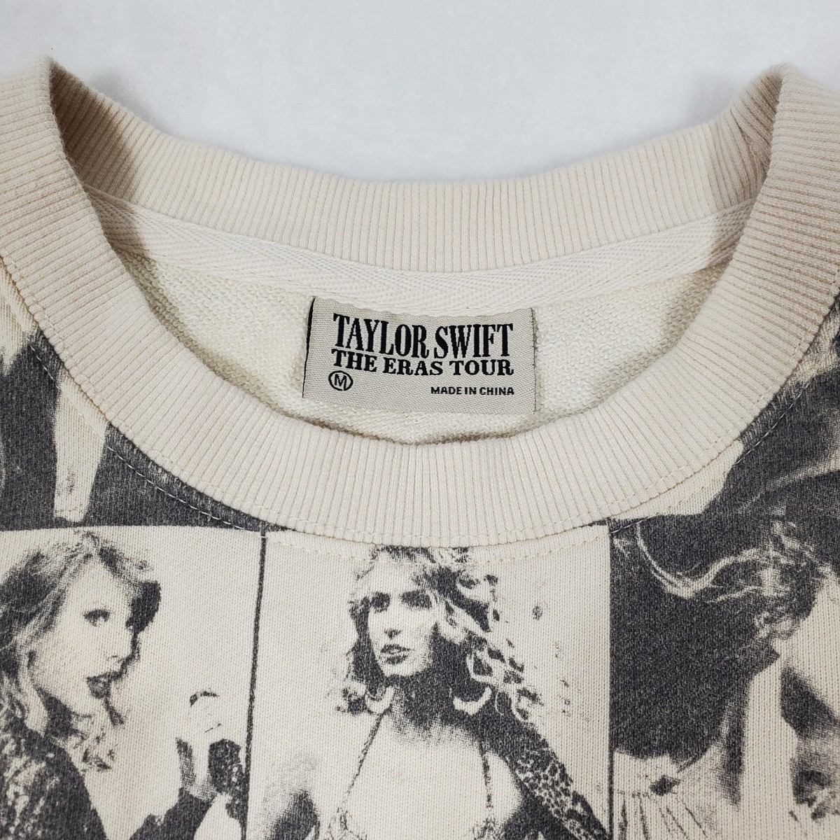 Taylor Swift The Eras Tour フーディ Mサイズ Taylor Swift | The Eras International Tour Grey Quarter Zip