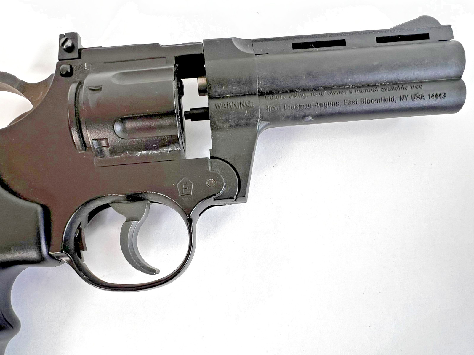 Crosman Double Action CO2 .177 Air Gun Revolver - No Magazine