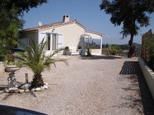 Ferienhaus mit Privatpool an der Cote d'Azur voll eingerichtet und ausgestattet