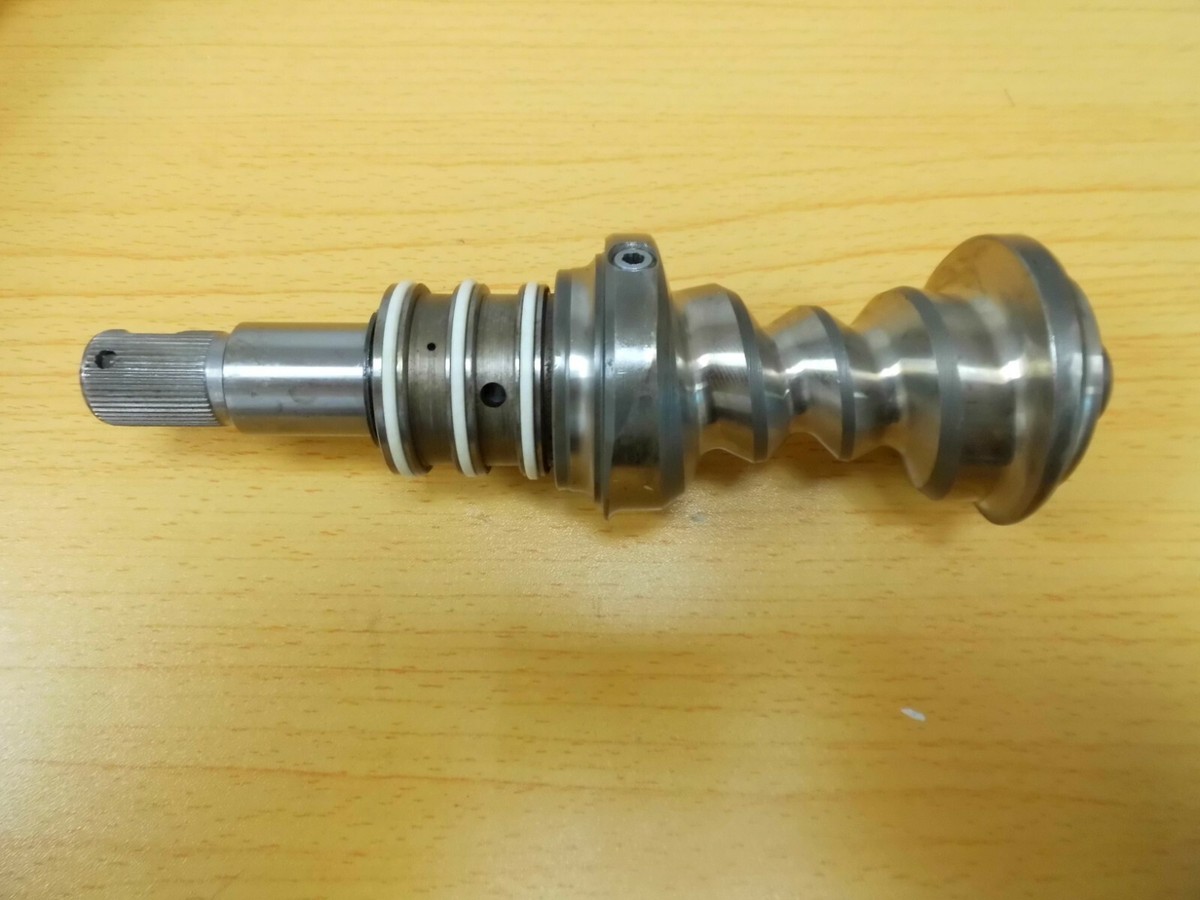 GENUINE LAND ROVER EARLY DEFENDER STEERING BOX WORM & VALVE