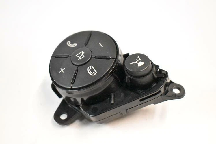 Interruptor de control por voz de teléfono volante Mercedes-Benz C300 2008-2012 K7671 Foto 2 de 4