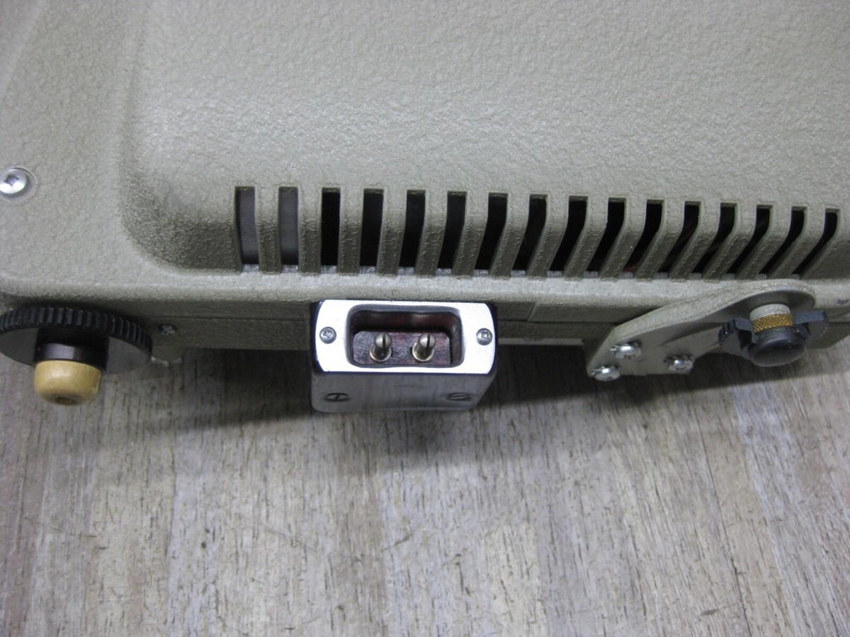 Vintage SEKONIC Model 80P / 8MM Film Projector Japan In