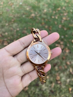 Michael Kors Slim Runway Women display picture 2