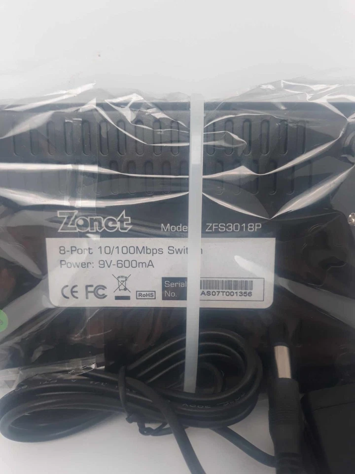 Zonet Model ZFS3018P 8 Ports 10/100Mbps Fast Ethernet Switch with Power Supply - Image 4 of 4