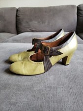 Size 10.5 - RE-MIX Deluxe Vintage Classics 30 s Shoes Heels Olive Brown Deco