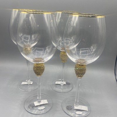 stemware with gold trim