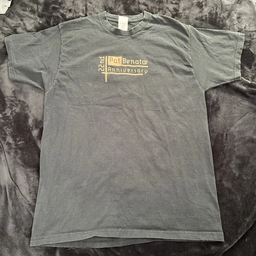 Pat Benatar Vintage 20th Anniversary Short Sleeve Black Conc Vintage vintage concert t-shirt, vintage, size XL, single stitch, B+ condition