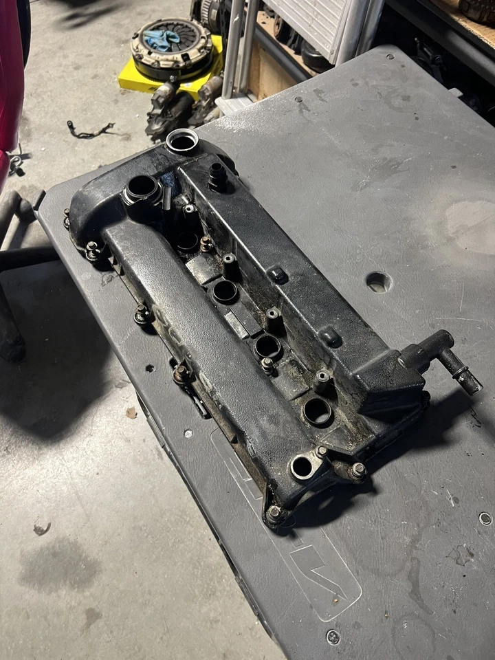 Cubierta de válvula modificada negra arruga Mazda Mazdaspeed3 con montaje AN estilo Gen1 Foto 3 de 3