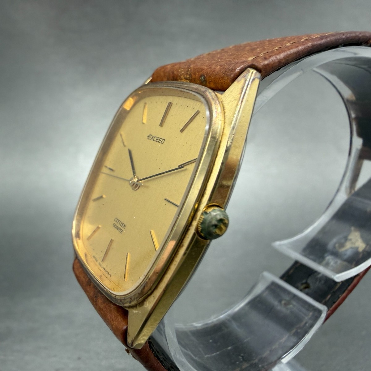 Citizen Exceed Watch Men 29mm Gold Dial Gold Tone Oval 4-795202