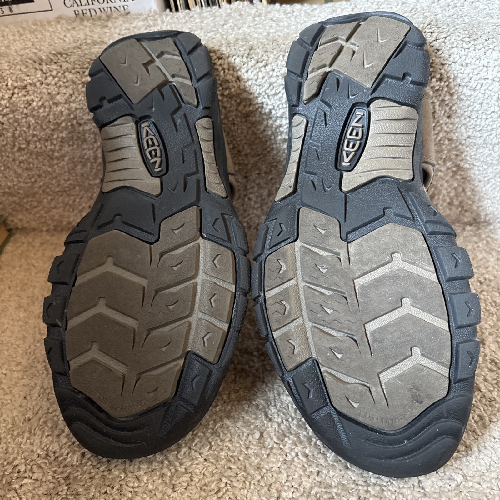 Sandali Keen Newport H2 da uomo taglia 9 5 impermeabili da trail escursionismo marroni