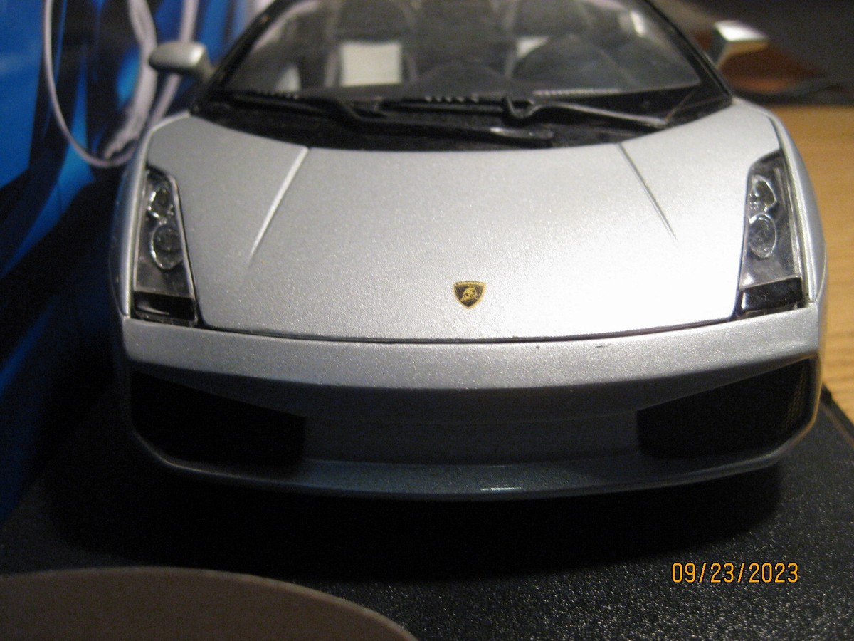 1/18 LAMBORGHINI GALLARDO SPYDER IN SILVER BY MAISTO #31136