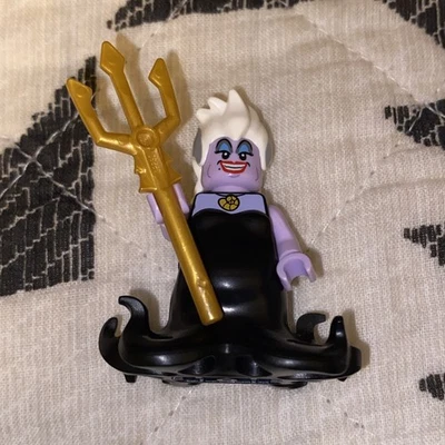 LEGO URSULA MINIFIG DISNEY SERIES 1 COLLECTIBLE MINIFIGURES 71012 little mermaid - Image 1 of 2