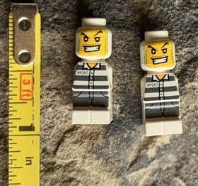 Lego microfigures 2x thief City Alarm game 3865  replacement