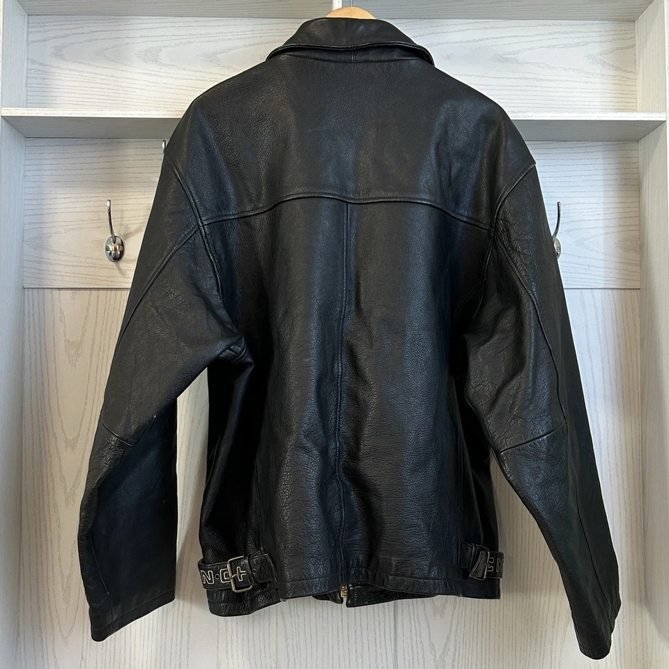 Casaco Cinch Masculino XL Jaqueta de Couro Preto Forro de Colcha Grossa Poli Fazenda Motociclista Grosso - Imagem 2 de 4