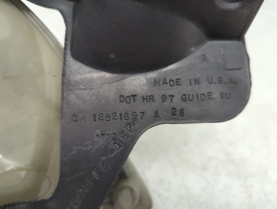 Левая оригинальная фара головного света для Pontiac Montana 1999–2005 годов выпуска RBZCN - Изображение 4 из 4