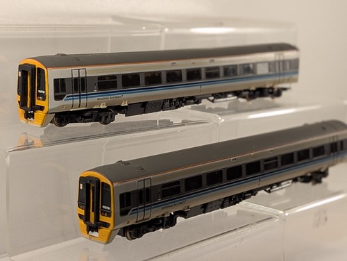 Bachmann Spur O Dieseltriebzug Class 158 52791 & 57791 Regional Livery | Condition: Used