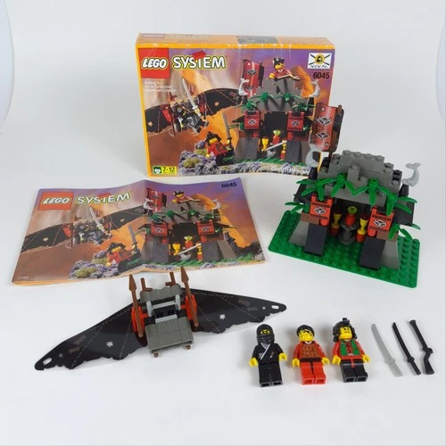 LEGO System Ninja Surprise 6045 100% Complete w/ 3 Mini Figures & Accessories