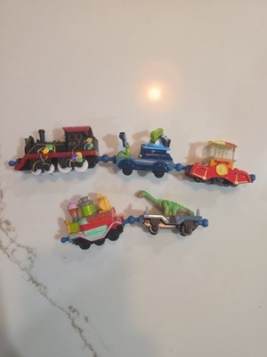 Chuggington Diecast Train Engine Carts Lot Of  5 Cars 