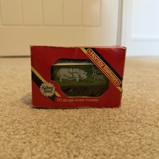 Hornby Railways R.216 Closed Van Prime Pork 00 Gauge Boxed