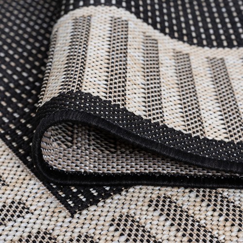 Exo Coastal Striped Border Indoor/ Outdoor Area Rug Black/Cream 5'3'' Round