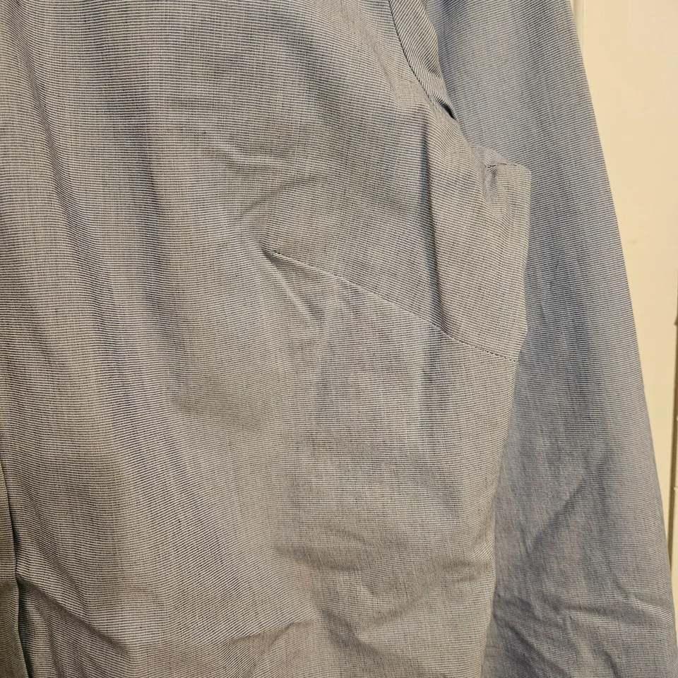 Banana Republic Womens Button Up Riley Shirt Long Sleeve Blue Shirt Size 6 Tall - Image 2 of 4